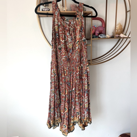 lola Dresses & Skirts - Floral Sleeveless Boho Dress
